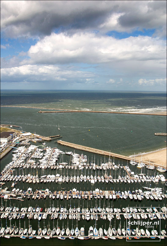 Nederland, IJmuiden, 1 september 2003