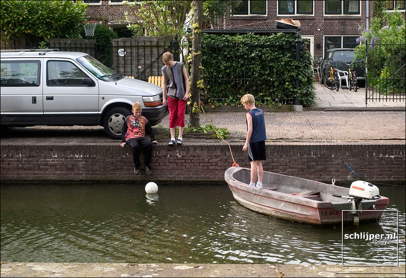 Nederland, Hoorn, 2 mei 2004