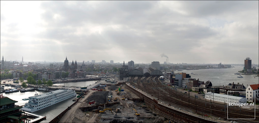 Nederland, Amsterdam, 11 mei 2004