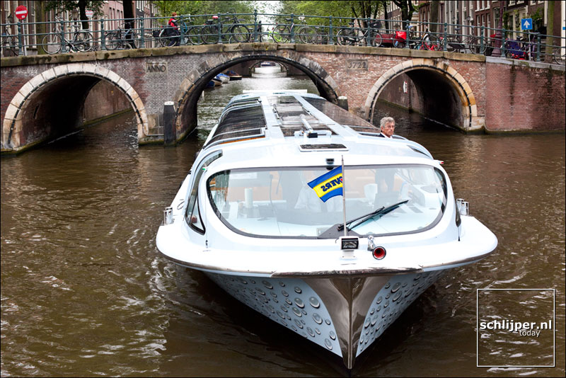 110714-06-herengracht-lovers-rondvaartboot.jpg