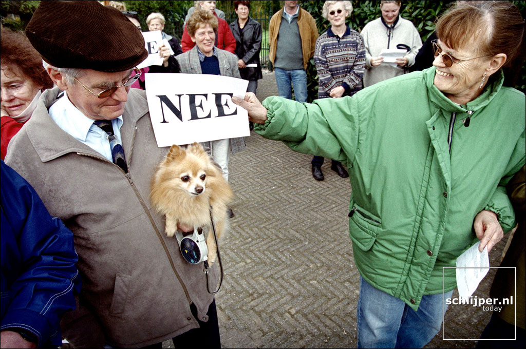 Nederland, Geulle aan de Maas, 24 april 2001.