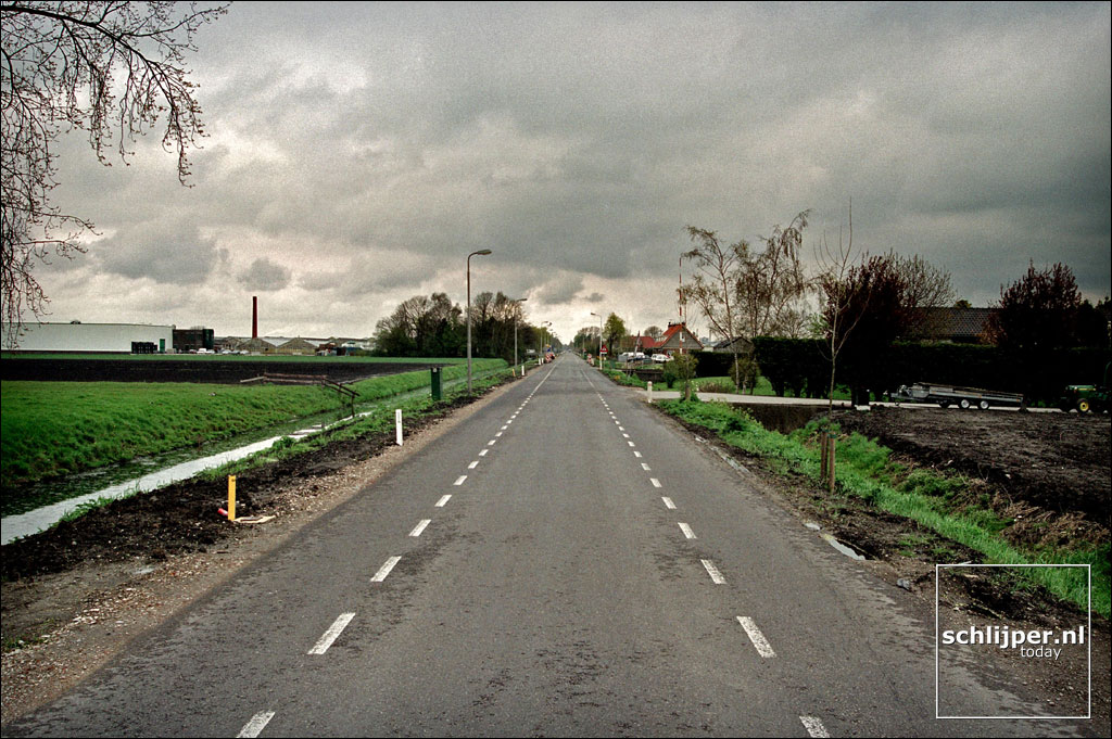 Nederland, Amstelveen, 27 april 2001.