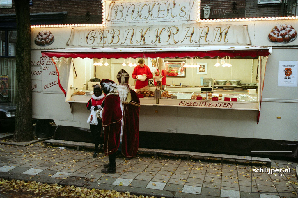 Nederland, Amsterdam, 2 december 2001.