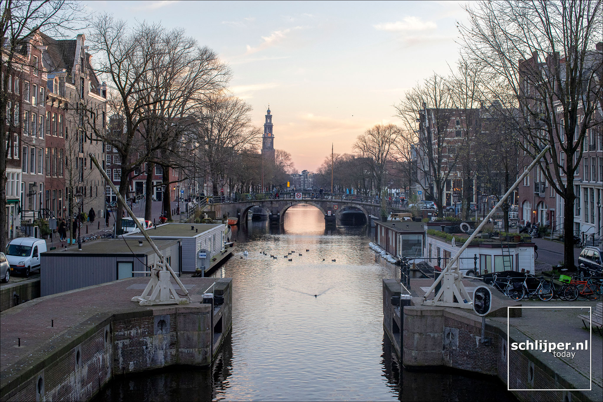 Nederland, Amsterdam, 25 maart 2020