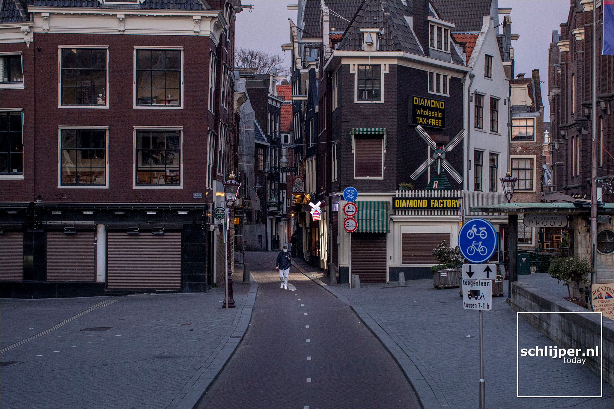 Nederland, Amsterdam, 27 maart 2020