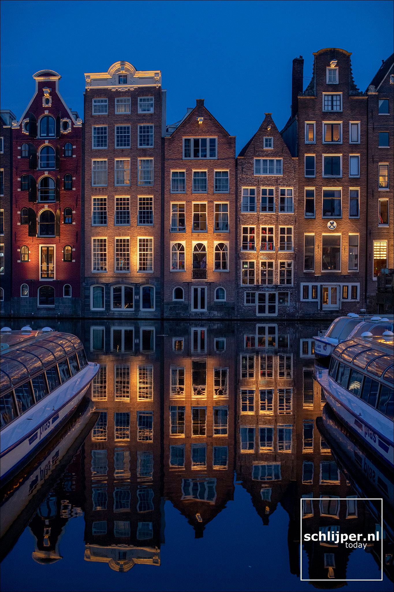 Nederland, Amsterdam, 12 april 2020