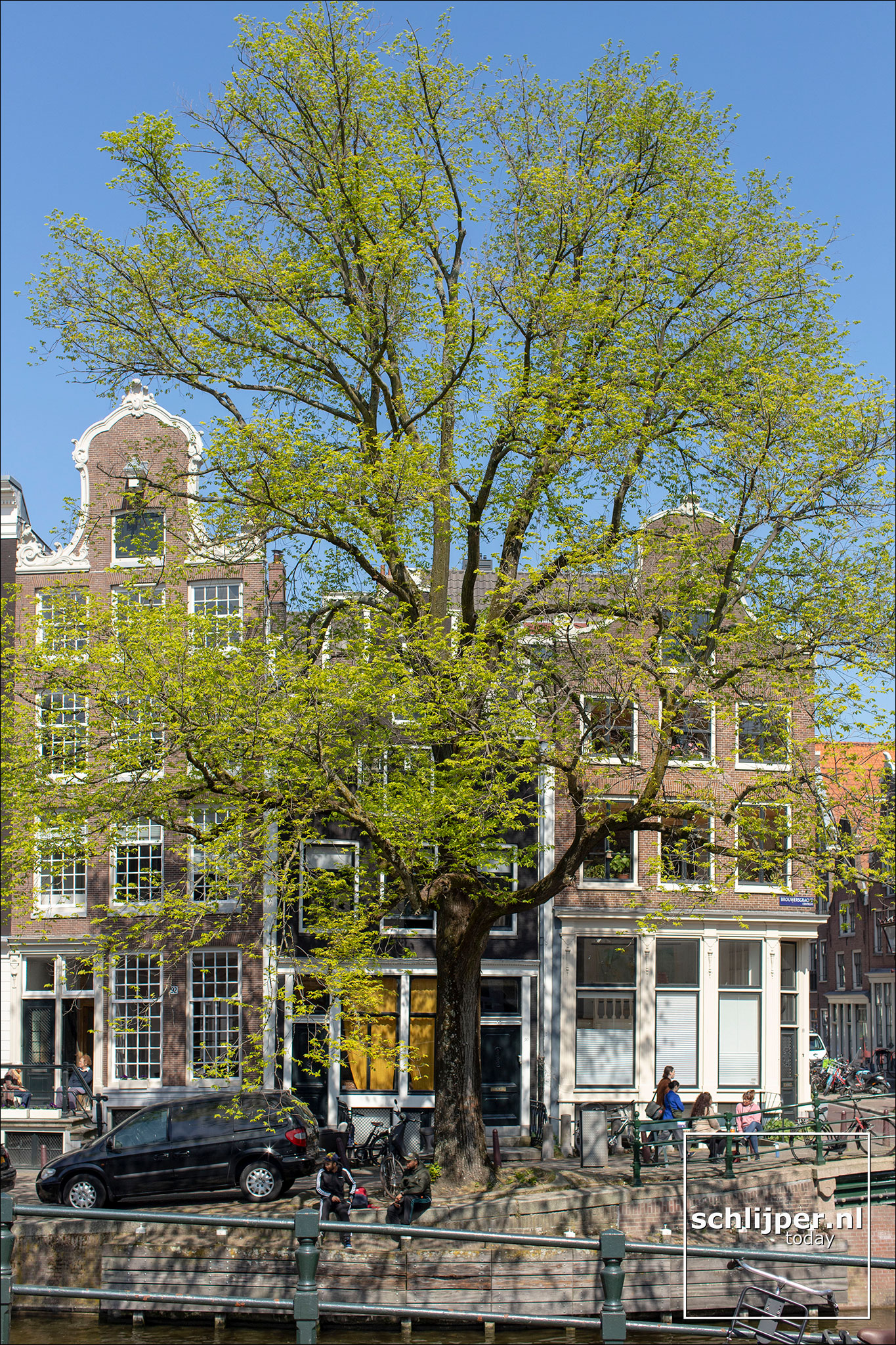 Nederland, Amsterdam, 17 april 2020