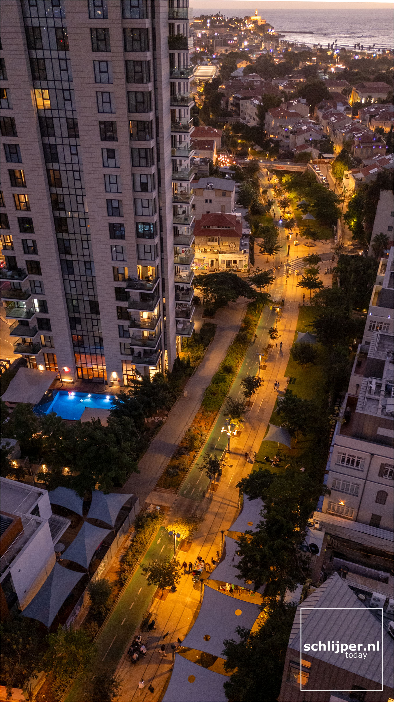 Israel, Tel Aviv, October 9, 2025