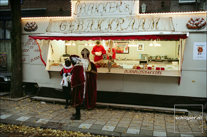 Nederland, Amsterdam, 2 december 2001.