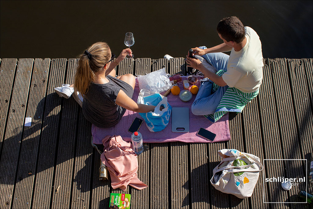 Nederland, Amsterdam, 22 april 2020